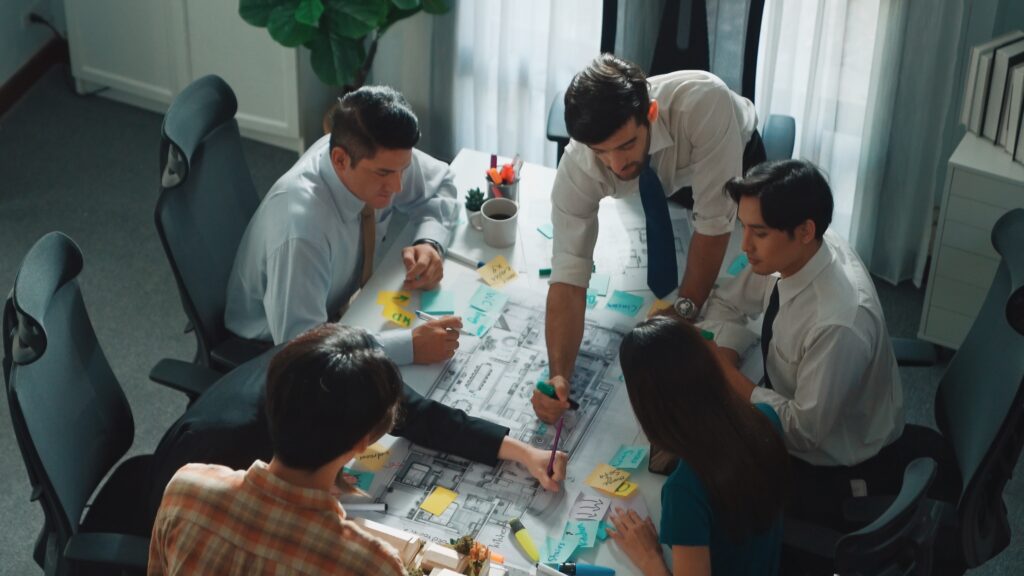 HR team collaborating with departments using HR analytics
